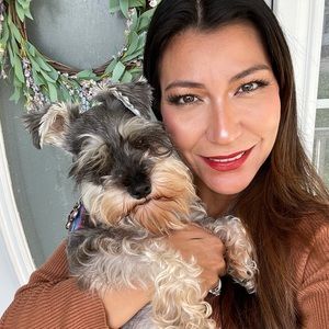 Meet your Posher, Anthonyna